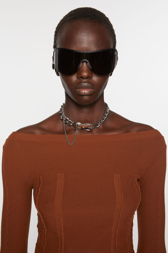 (image for) Interesting Buckle chain necklace